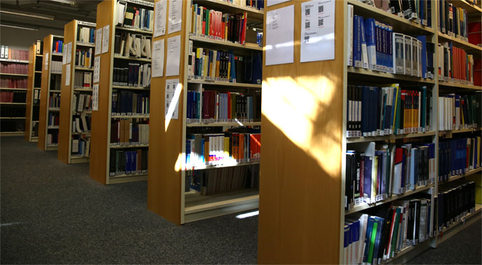 bibliothek02